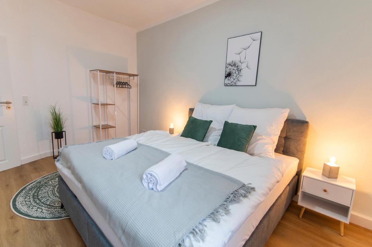 Peter Apartments - Wohnung 90Qm, 3 Schlafzimmer, Kueche, Wohnzimmer, Balkon, Netflix Fulde Extérieur photo