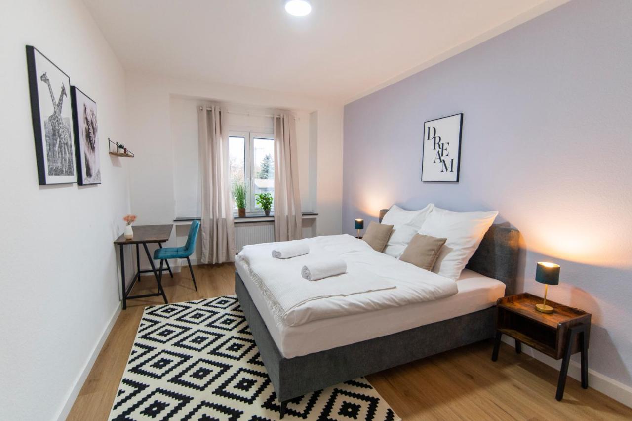 Peter Apartments - Wohnung 90Qm, 3 Schlafzimmer, Kueche, Wohnzimmer, Balkon, Netflix Fulde Extérieur photo
