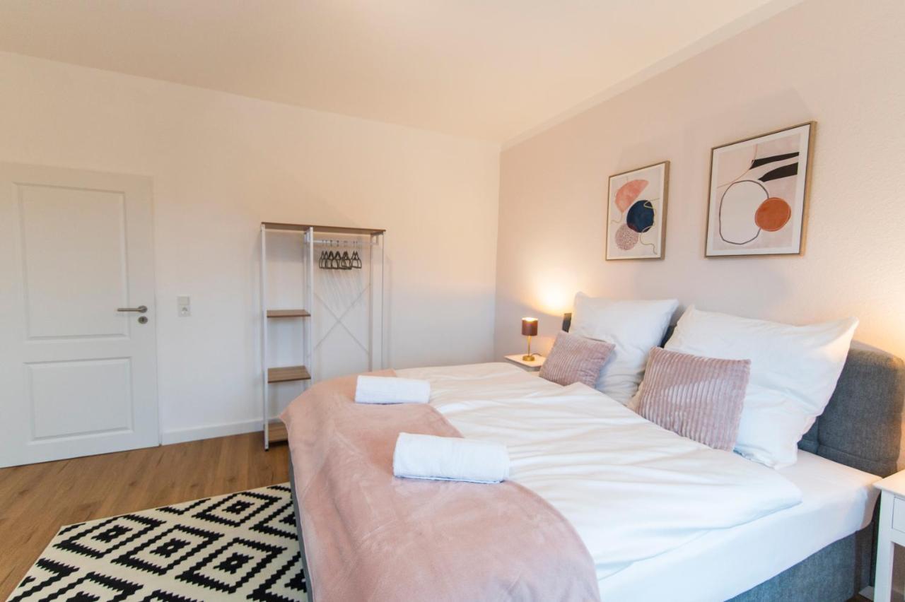 Peter Apartments - Wohnung 90Qm, 3 Schlafzimmer, Kueche, Wohnzimmer, Balkon, Netflix Fulde Extérieur photo