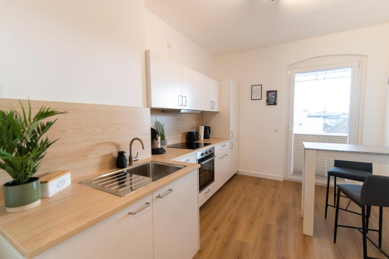 Peter Apartments - Wohnung 90Qm, 3 Schlafzimmer, Kueche, Wohnzimmer, Balkon, Netflix Fulde Extérieur photo